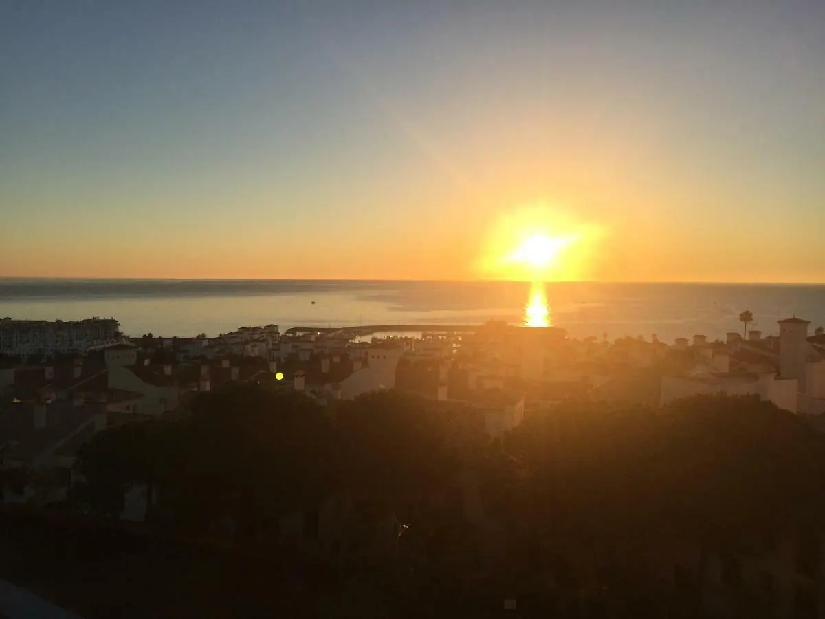 Duquesa Suite And Golf With A Spectacular Sea View Manilva Apartament